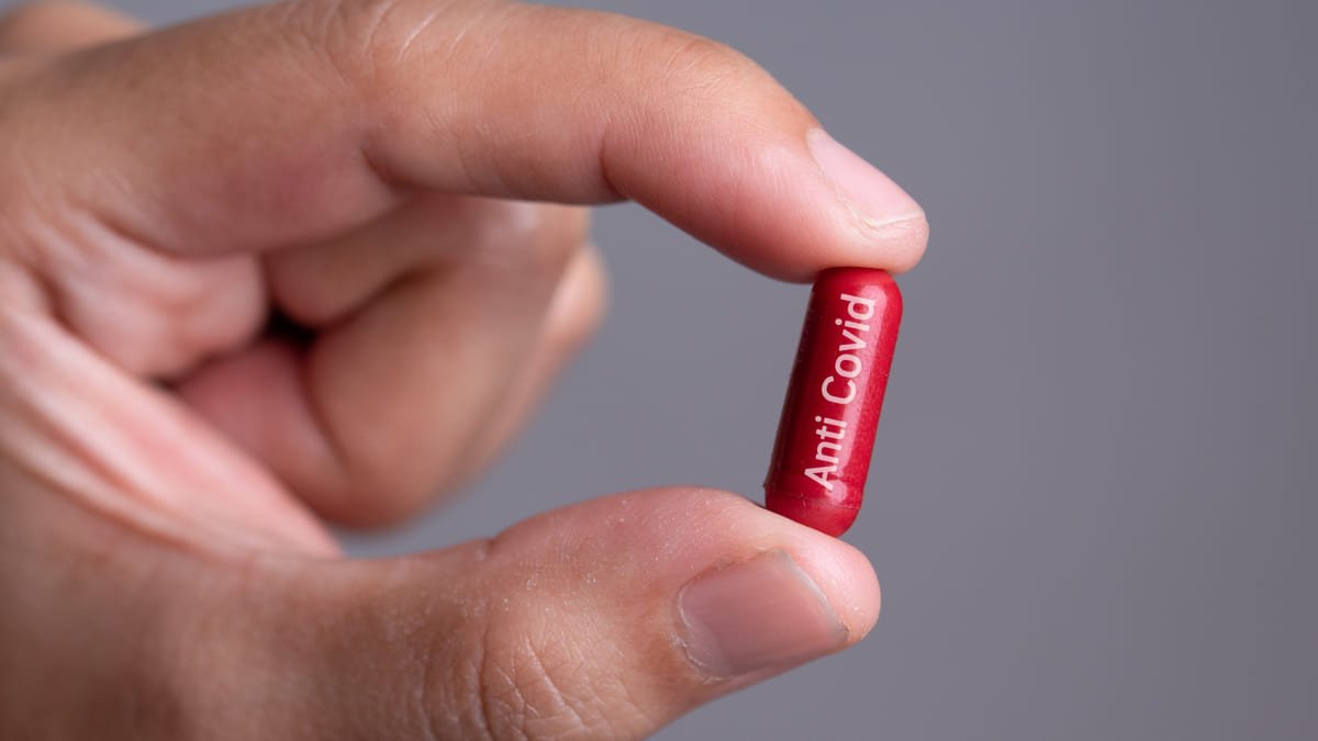 Medicamentos anticovid de Merck y Pfizer solo se distribuirán desde el sector público en México