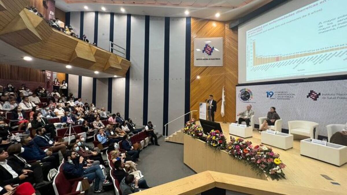 Sistema de salud mexicano tendrá como base la atención primaria integral y humanista