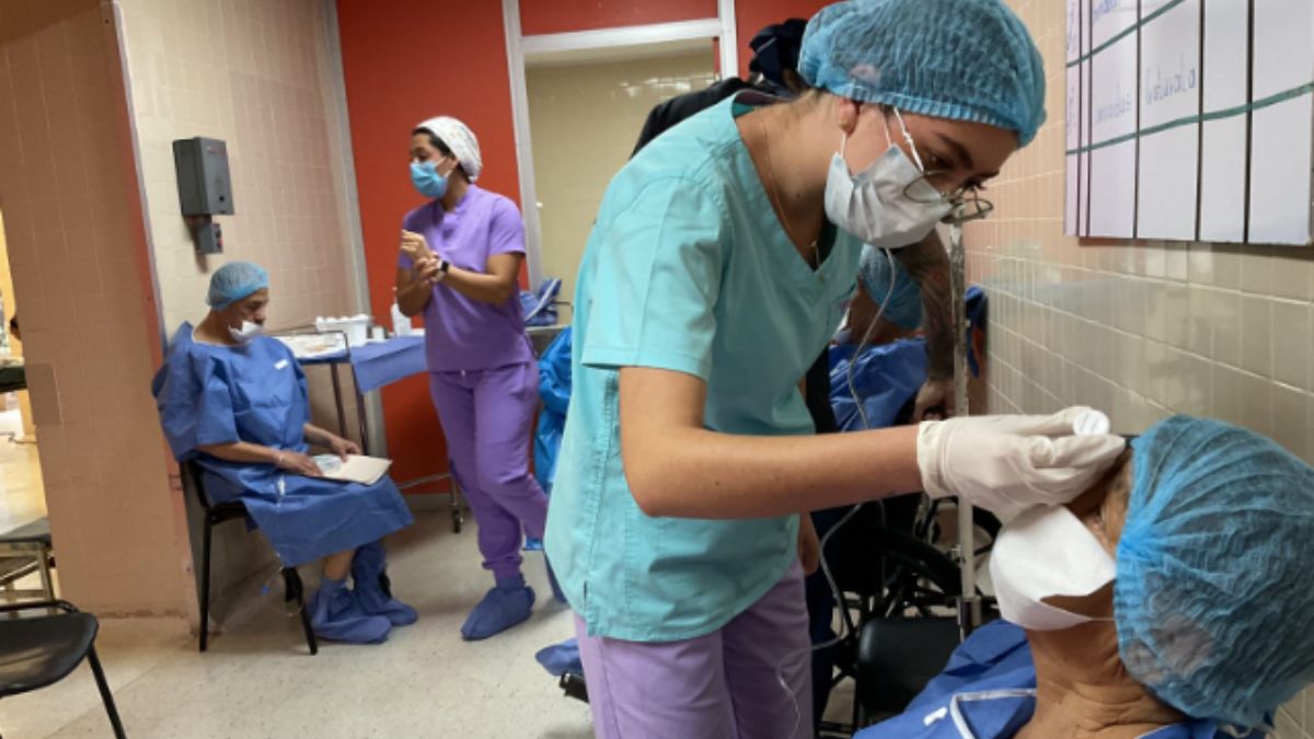 Jornada de cirugías oftálmicas ISSSTE Uruapan atiende a 226 derechohabientes en cuatro días