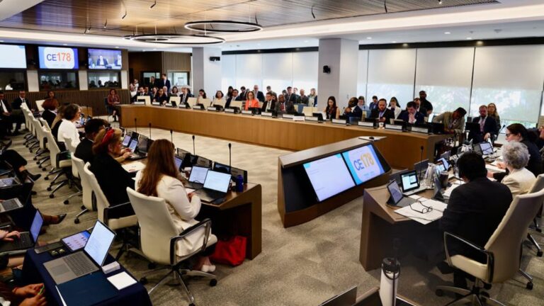 OPS abre su 178.ª sesión con alertas por financiación, brotes y seguridad sanitaria regional