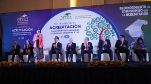 COFEPRIS consolida su liderazgo técnico: Laboratorio Nacional de Referencia recibe por quinto año reconocimiento a la calidad analítica