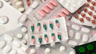Cofepris emite alerta por medicamentos falsificados en México