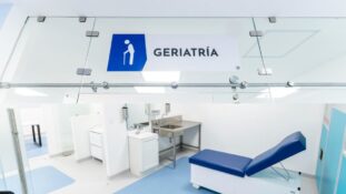 Hospital Juárez de México abre nueva área de Geriatría para adultos mayores