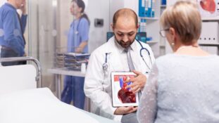 Hospital Regional del ISSSTE en Torreón realiza revascularización miocárdica para prevenir infarto