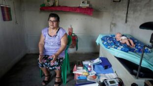 IMSS reconoce la labor de más de 2 mil 900 parteras en la atención materna en México