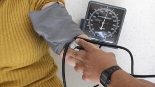 IMSS refuerza atención preventiva con Salud Casa por Casa para acercar servicios a adultos mayores y personas con discapacidad