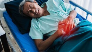 INMEGEN daño hepático avanzado puede afectar al cerebro; qué señales clínicas y rutas de prevención considerar