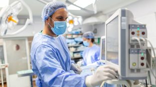 Industria de dispositivos médicos urge reconfigurar la contratación pública en el sector salud mexicano