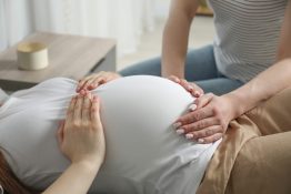 México avanza en salud materna: publica para aprobación proyecto NOM para partería