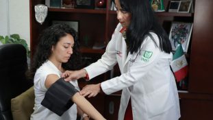 Terapia dual y tripe en UMF logra controlar presión arterial